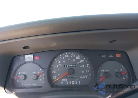 2004 Mercury Grand Marquis Gs из США, поврежденный, VIN 2MEFM74W74X651296